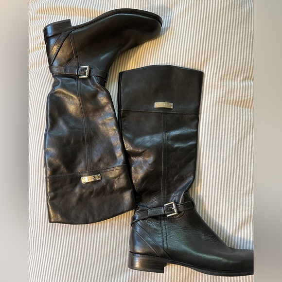 Authentic Coach black leather boots size 7 - hard to find great condition! - Picture 1 of 7